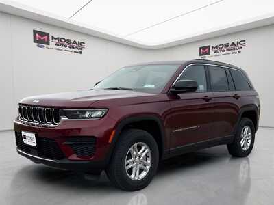 2025 Jeep Grand Cherokee, $34314. Photo 3