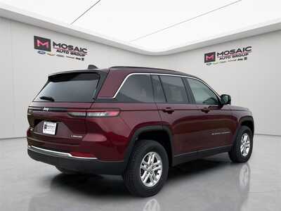 2025 Jeep Grand Cherokee, $34314. Photo 7
