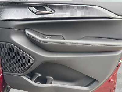 2025 Jeep Grand Cherokee, $34314. Photo 9