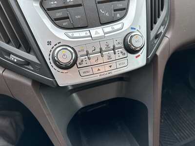 2015 Chevrolet Equinox, $11990. Photo 7