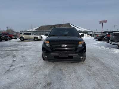 2015 Ford Explorer, $11990. Photo 2