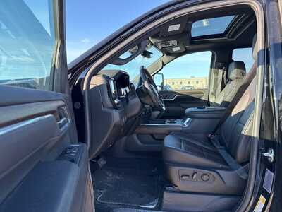 2025 Chevrolet 3500 Crew Cab, $75990. Photo 6