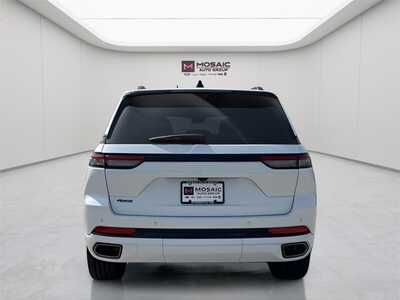 2025 Jeep Grand Cherokee, $50555. Photo 6