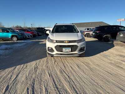 2017 Chevrolet Trax, $9990. Photo 2