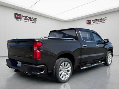 2019 Chevrolet 1500 Crew Cab, $30190. Photo 3
