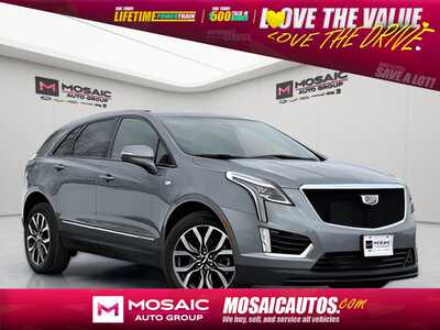 2021 Cadillac XT5, $28190. Photo 1
