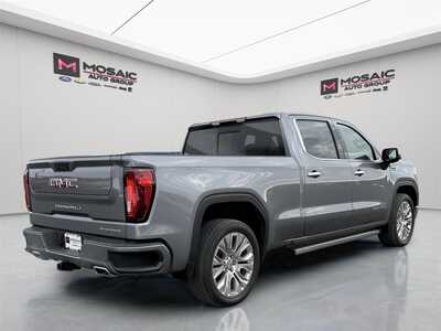 2022 GMC 1500 Crew Cab, $44990. Photo 8