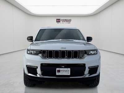 2023 Jeep Grand Cherokee L, $31190. Photo 2