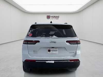 2023 Jeep Grand Cherokee L, $31190. Photo 7