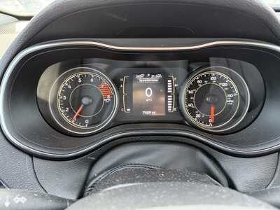 2022 Jeep Cherokee, $22900. Photo 12