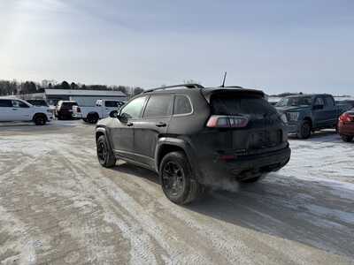 2022 Jeep Cherokee, $22900. Photo 5