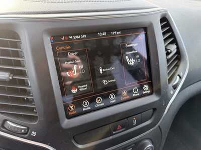 2022 Jeep Cherokee, $22900. Photo 8