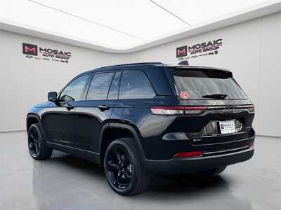 2025 Jeep Grand Cherokee, $45657. Photo 5