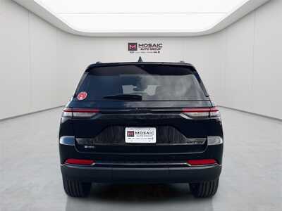 2025 Jeep Grand Cherokee, $45657. Photo 6