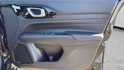 2026 Jeep Compass, $28584. Photo 10