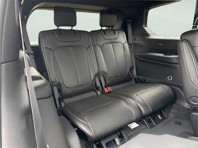 2025 Jeep Grand Cherokee L, $48439. Photo 12