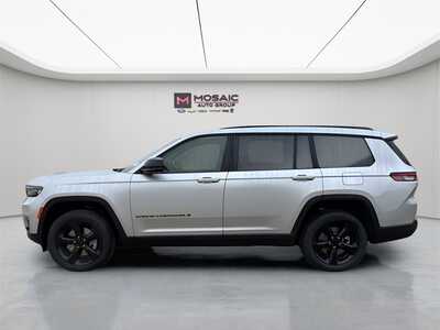 2025 Jeep Grand Cherokee L, $48439. Photo 4