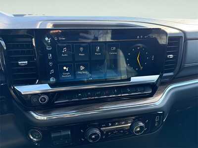 2023 Chevrolet 1500 Crew Cab, $40490. Photo 10