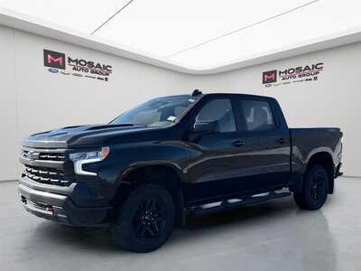 2023 Chevrolet 1500 Crew Cab, $40490. Photo 3