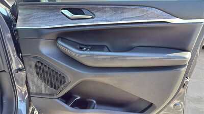 2023 Jeep Grand Cherokee, $34990. Photo 10