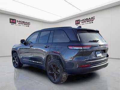 2023 Jeep Grand Cherokee, $34990. Photo 5