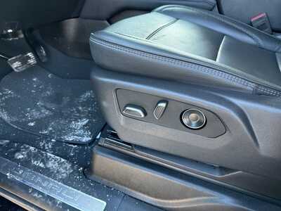 2025 GMC Yukon XL, $75490. Photo 7