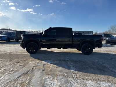 2025 GMC 2500 Crew Cab, $73490. Photo 4