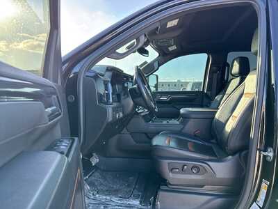 2025 GMC 2500 Crew Cab, $73490. Photo 6