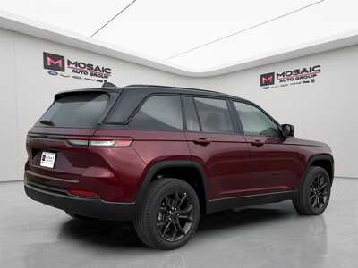 2025 Jeep Grand Cherokee, $45481. Photo 6