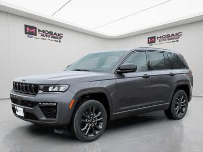 2026 Jeep Grand Cherokee, $52333. Photo 7