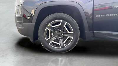 2026 Jeep Cherokee, $46400. Photo 9