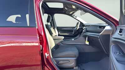 2026 Jeep Grand Cherokee, $43986. Photo 11