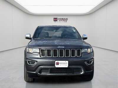 2020 Jeep Grand Cherokee, $19490. Photo 2