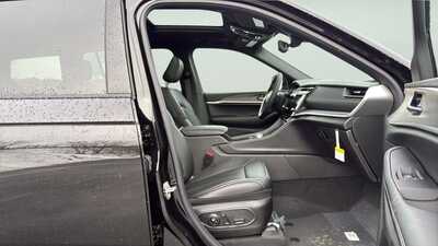 2026 Jeep Grand Cherokee L, $55645. Photo 11