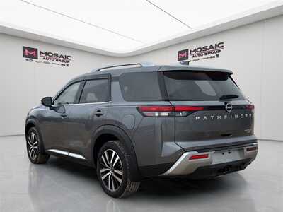 2025 Nissan Pathfinder, $44690. Photo 5