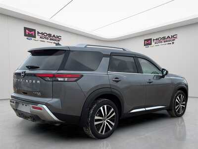 2025 Nissan Pathfinder, $44690. Photo 8
