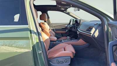 2025 Audi Q5, $42990. Photo 11