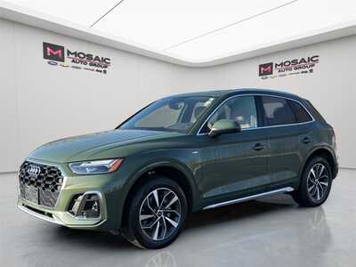 2025 Audi Q5, $42990. Photo 3