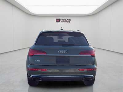2025 Audi Q5, $42990. Photo 6