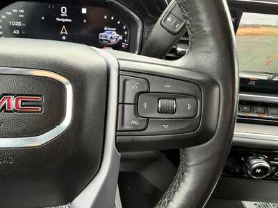 2022 GMC 1500 Crew Cab, $40590. Photo 10