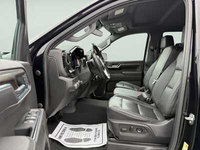 2022 GMC 1500 Crew Cab, $40590. Photo 11