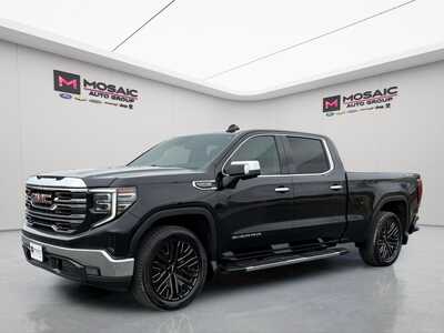 2022 GMC 1500 Crew Cab, $40590. Photo 7