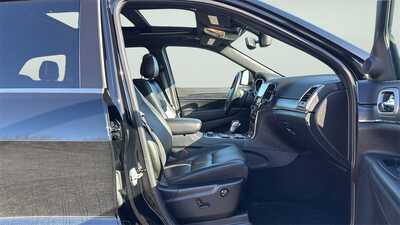 2021 Jeep Grand Cherokee, $25990. Photo 11