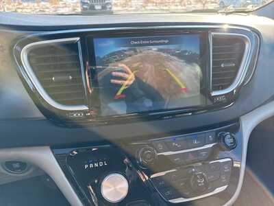 2023 Chrysler Pacifica, $23790. Photo 9