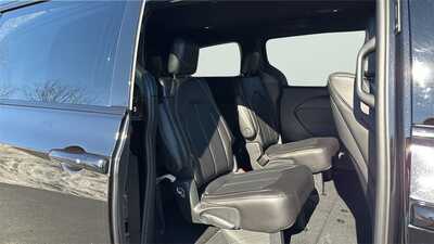 2026 Chrysler Pacifica, $46730. Photo 12