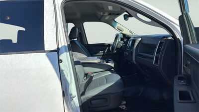 2016 RAM 1500 Crew Cab, $13790. Photo 10