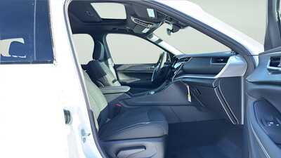 2026 Jeep Grand Cherokee, $41885. Photo 11