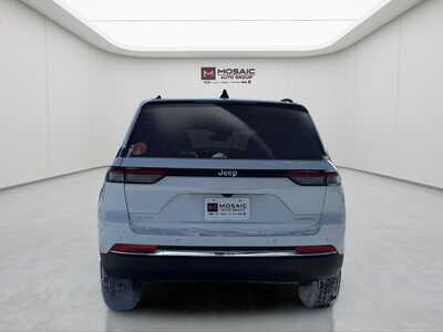 2026 Jeep Grand Cherokee, $41885. Photo 4