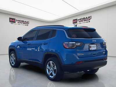 2023 Jeep Compass, $20490. Photo 5