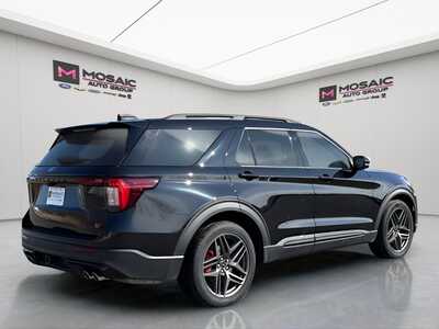 2025 Ford Explorer, $52790. Photo 2